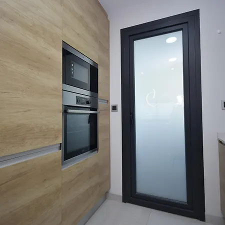 Sunset Waves Ii - Arena